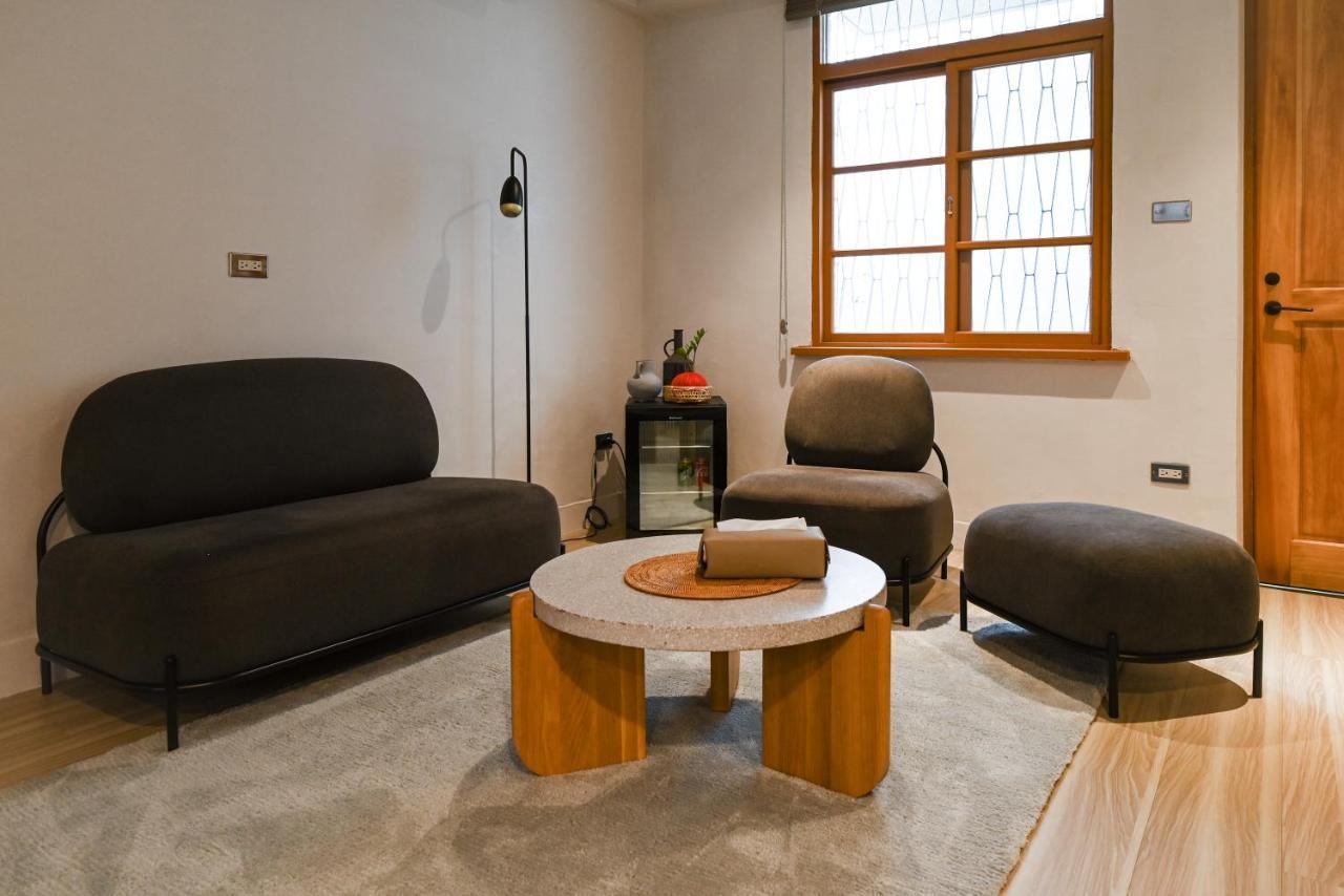 Humanlive Apartment Tainan Bagian luar foto